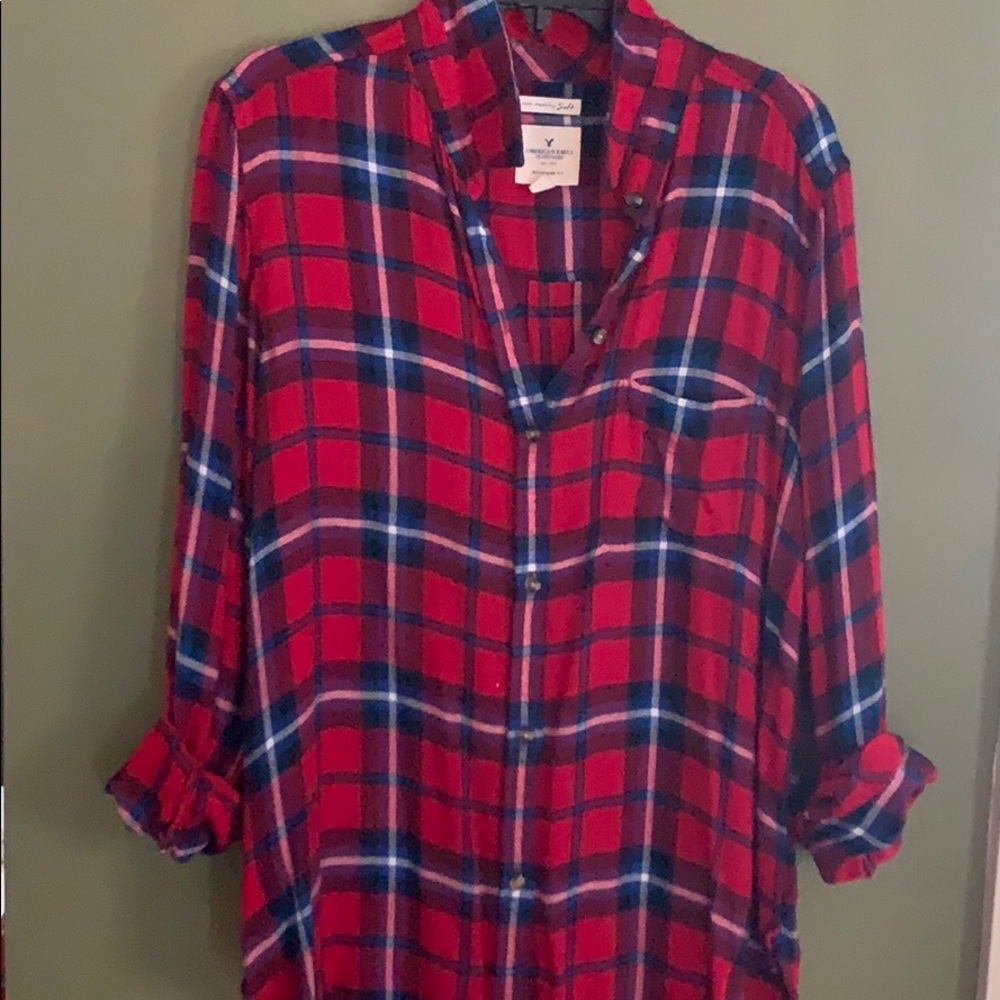 American Eagle Outfitters shirt